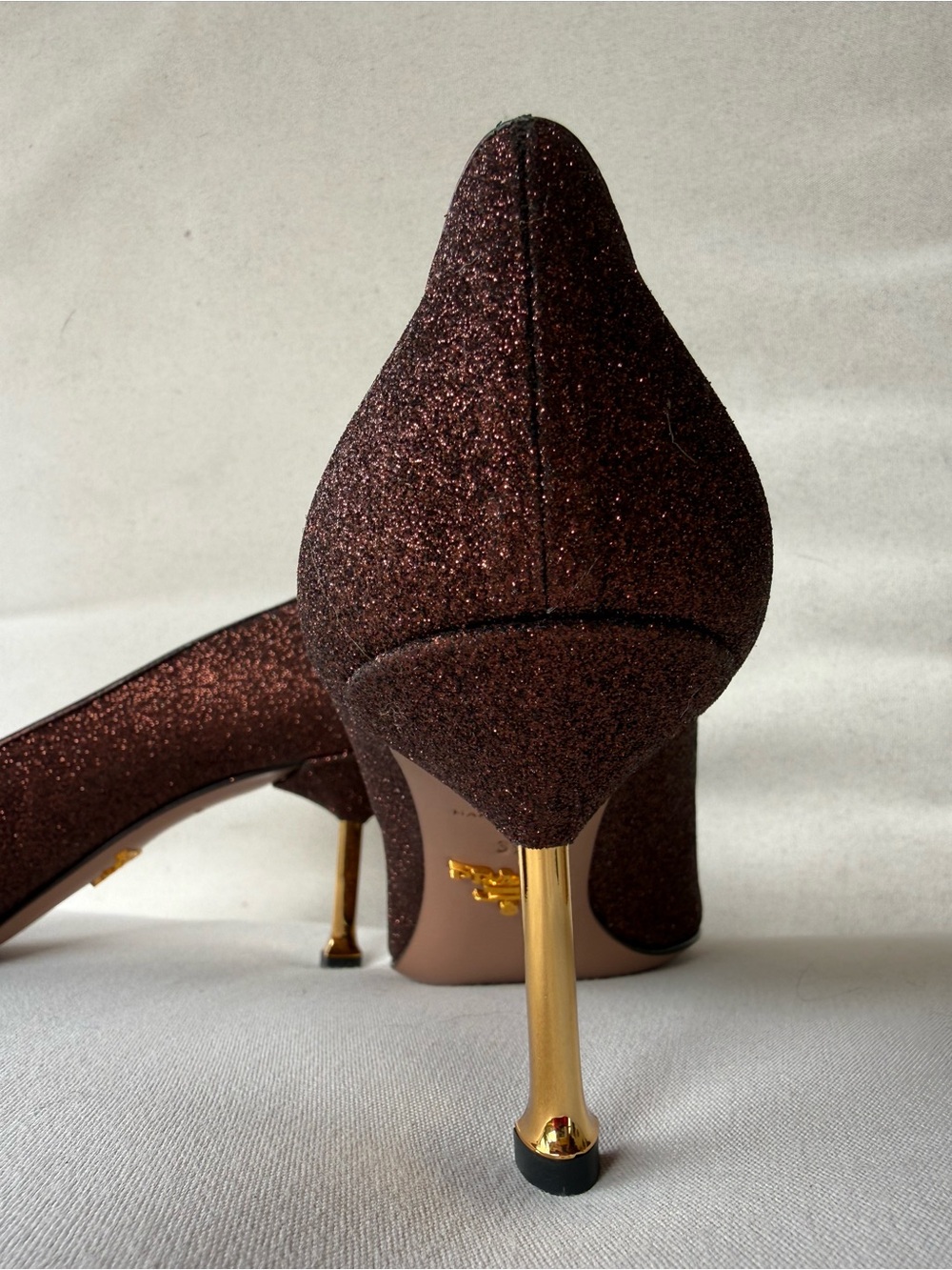 NEW 39 Prada Brown Glitter Pointed Pumps w/ Gold Stiletto Heel (new, w/o tags)